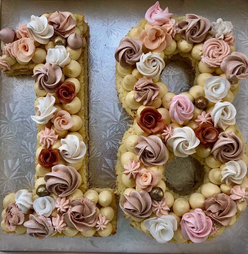 number cake, cake designer bordeaux, gateau anniversaire fleurs fête