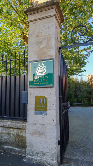 Maison Pavlov, Hôtel et restaurant 5 étoiles au Bouscat, restaurant gastronomique à Bordeaux, hôtel de charme à Bordeaux