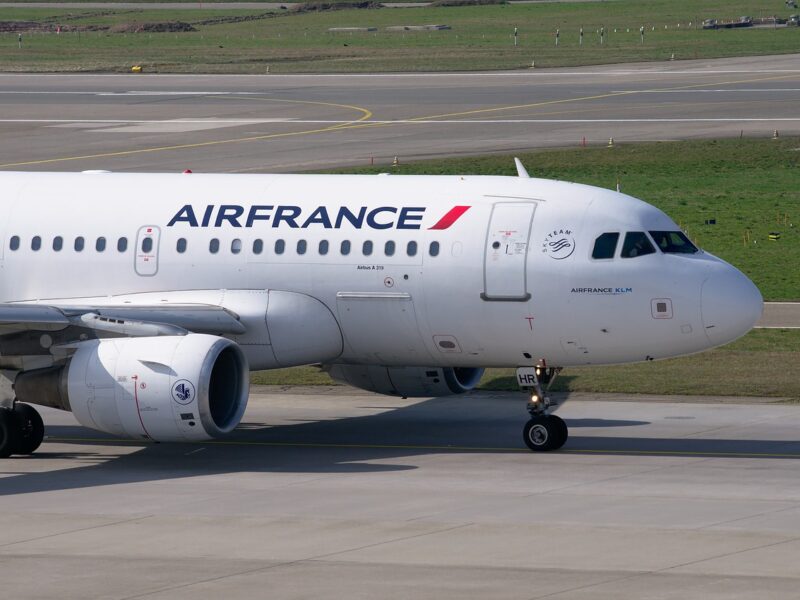 Prendre l'avion à l'aéroport Bordeaux-Merignac